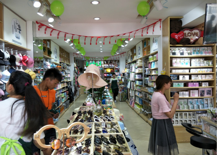 20170505094451014369.jpg 陈列1.jpg