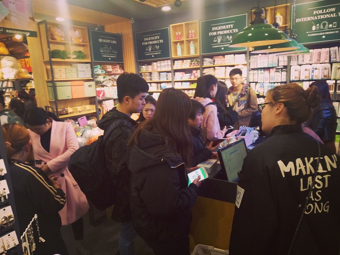 20180410123103087455.jpg 421431864646878501.jpg