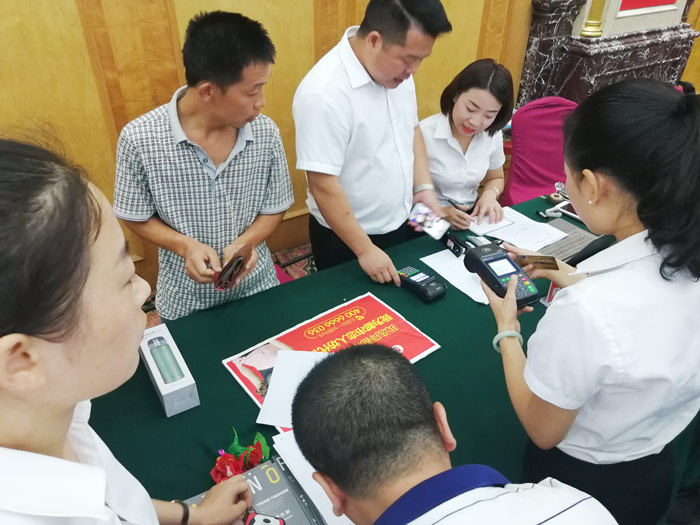 签约2.jpg